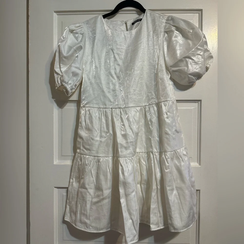 Nasty Gal, shiny white dress - size 4 - Picture 1 of 6